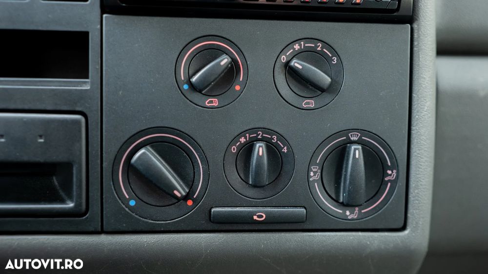 Volkswagen Transporter - 10