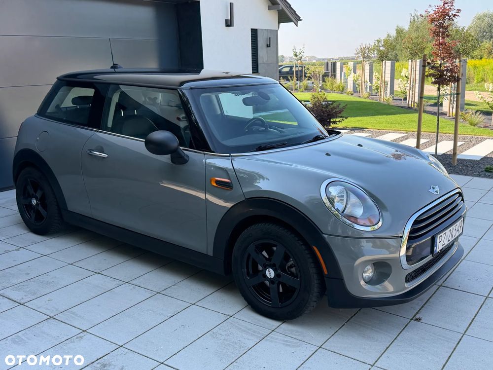 MINI Cooper Standard - 5