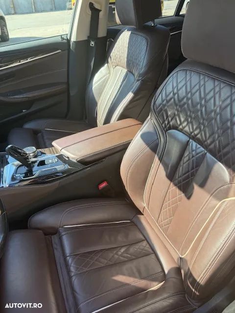 BMW Seria 5 530d xDrive Aut. Luxury Line - 4