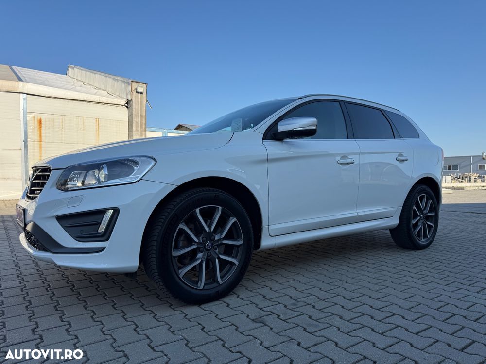 Volvo XC 60 D5AWD R-Design - 28
