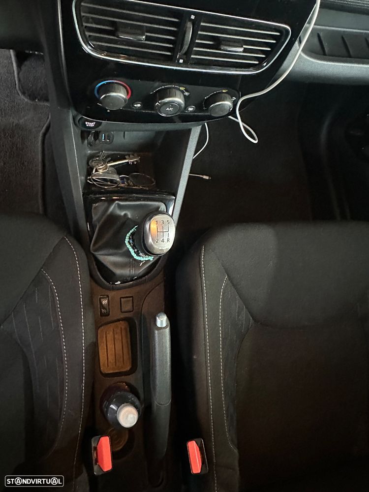 Renault Clio 0.9 TCe Limited - 18