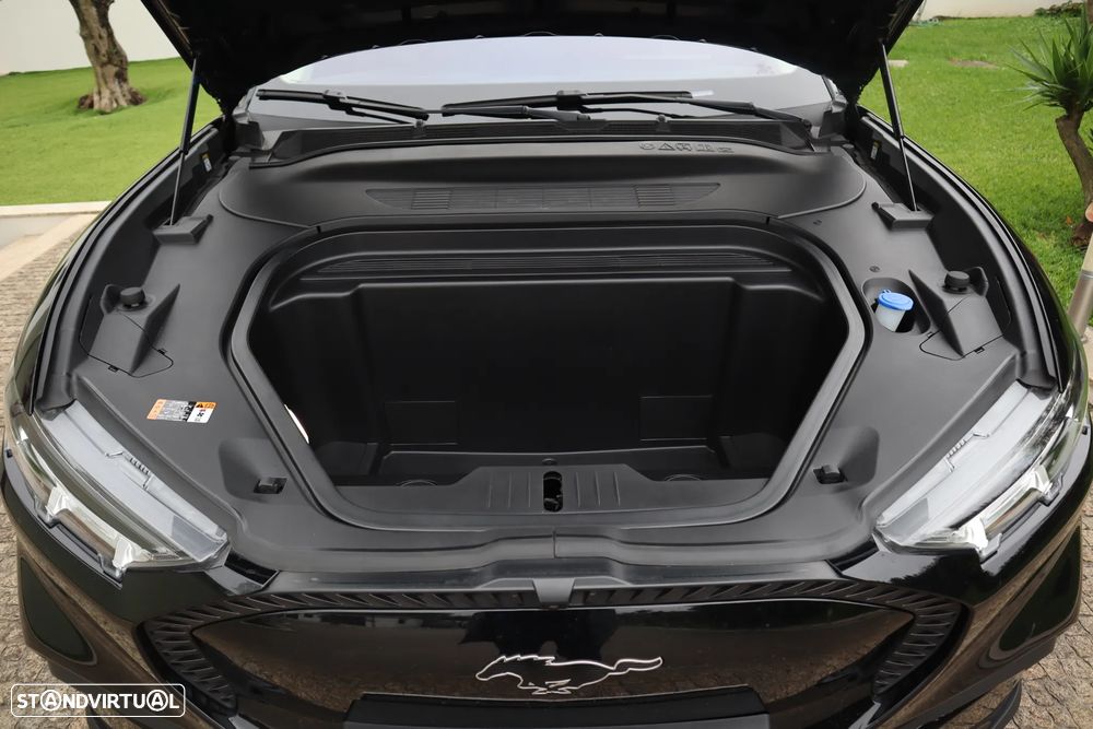 Ford Mustang Mach-E Alargada - 12