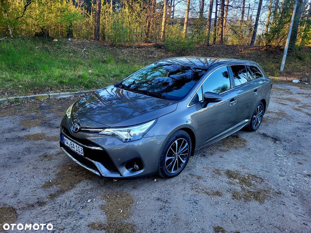 Toyota Avensis Touring Sports 2.0 D-4D Team Deutschland - 5