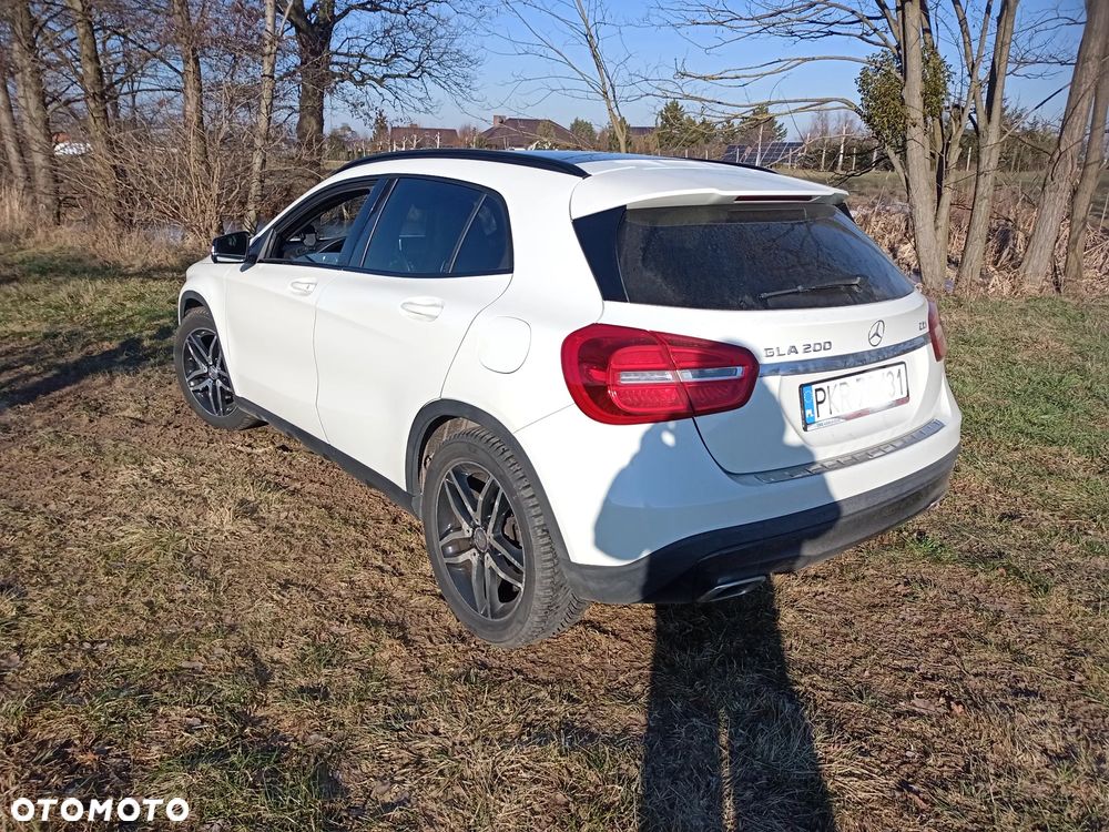 Mercedes-Benz GLA 200 (CDI) d - 5