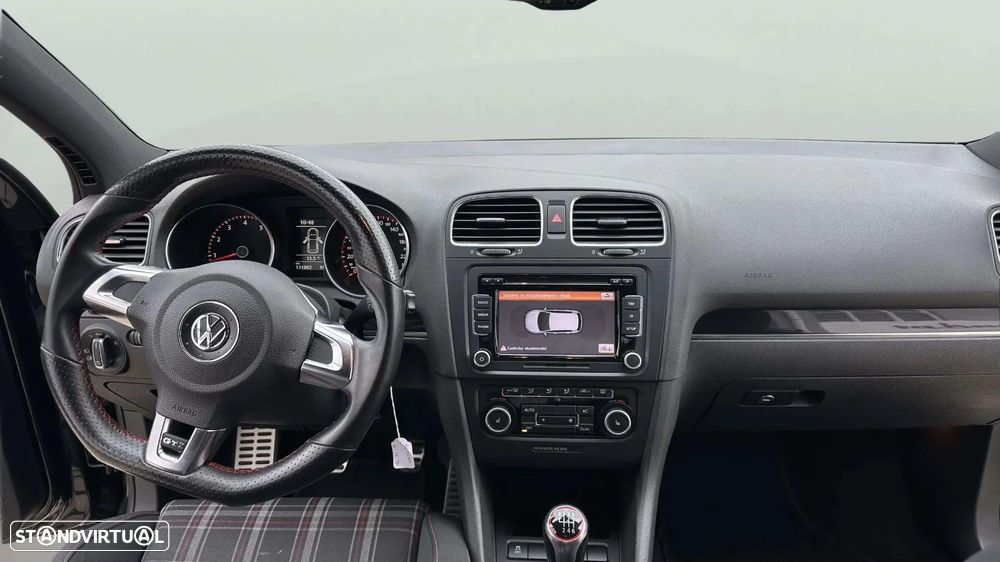 VW Golf 2.0 GTI - 13