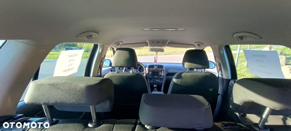 Volkswagen Golf 1.6 TDI DPF Highline - 12