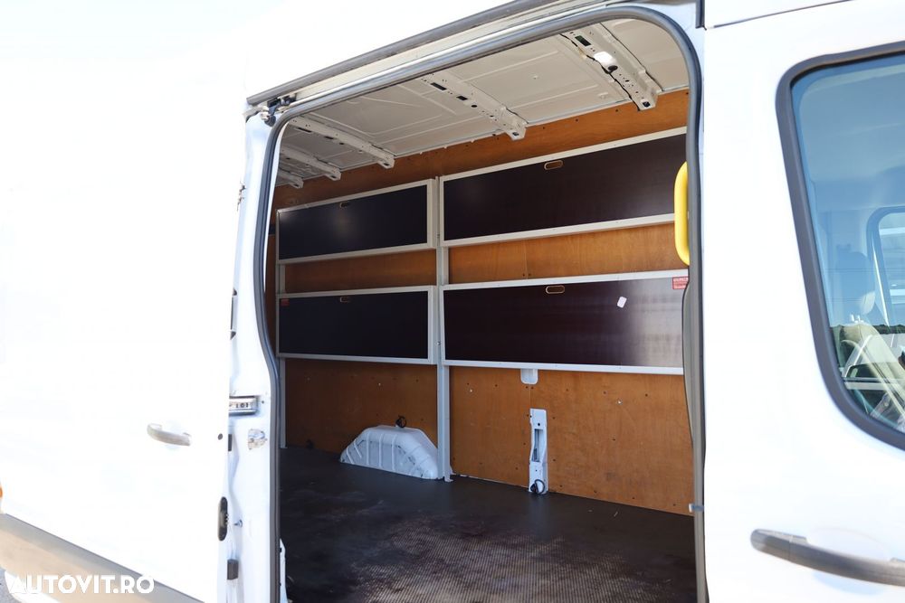 Ford Transit - 17
