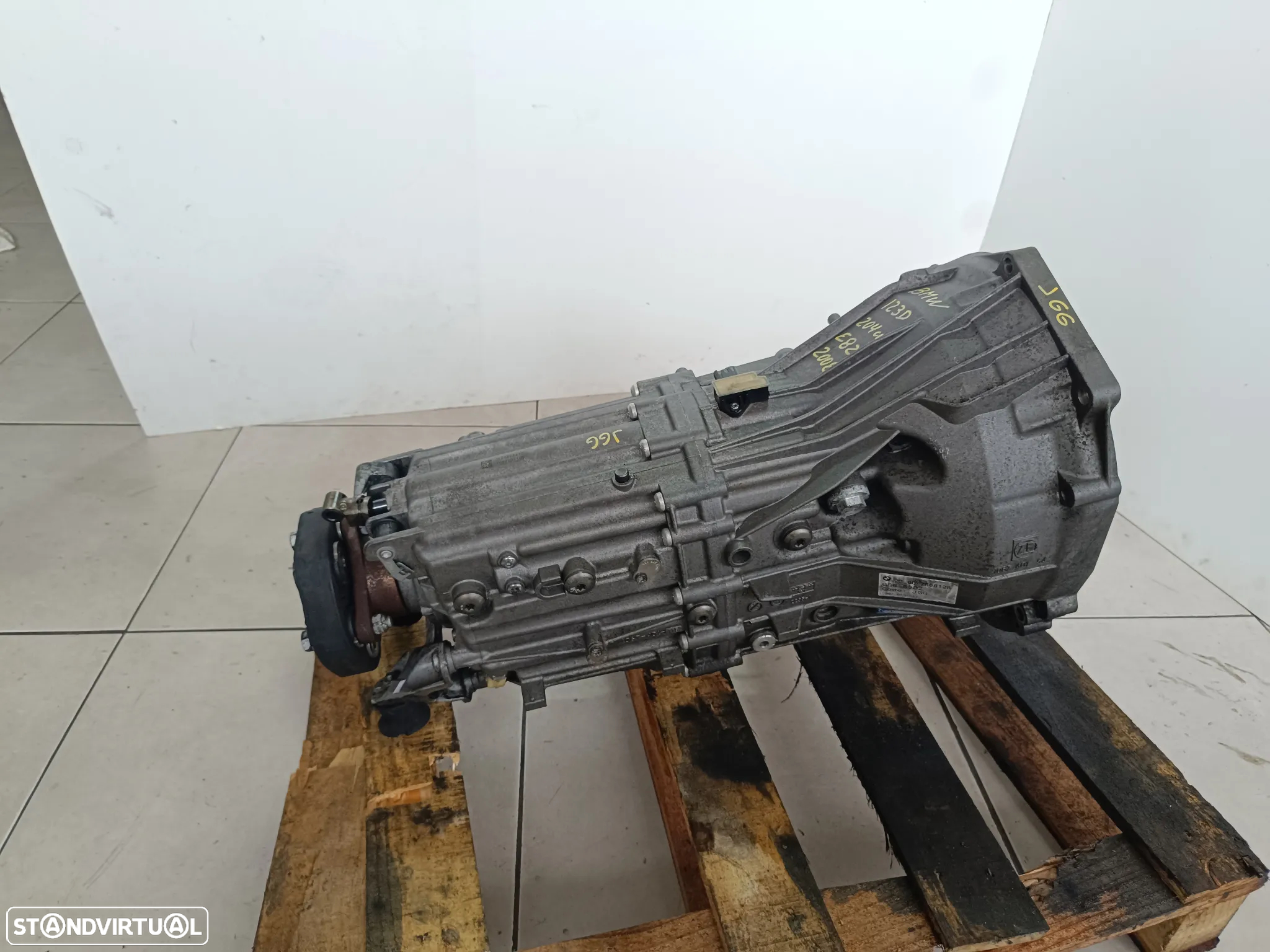 Motor BMW 123D bi-turbo 204cv  N47 caixa 6 velocidades GS6-53DZ JGG - 13
