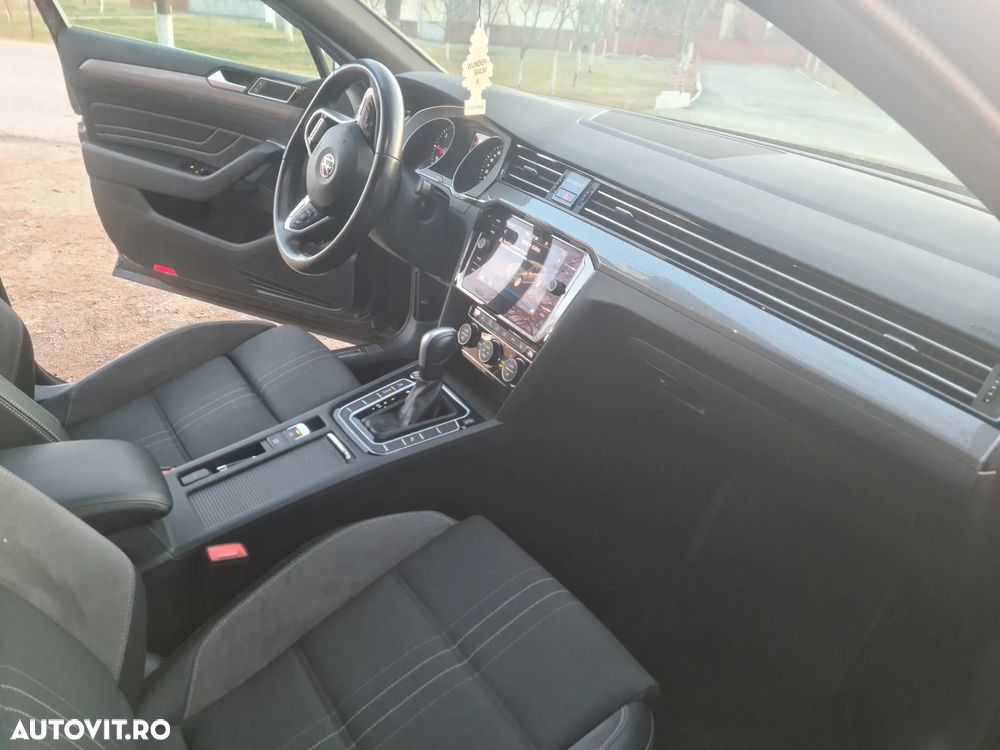 Volkswagen Passat Alltrack 2.0 TDI SCR 4Motion DSG - 11