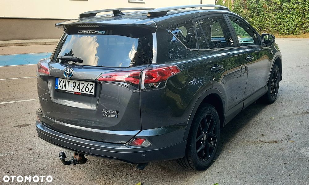 Toyota RAV4 - 5