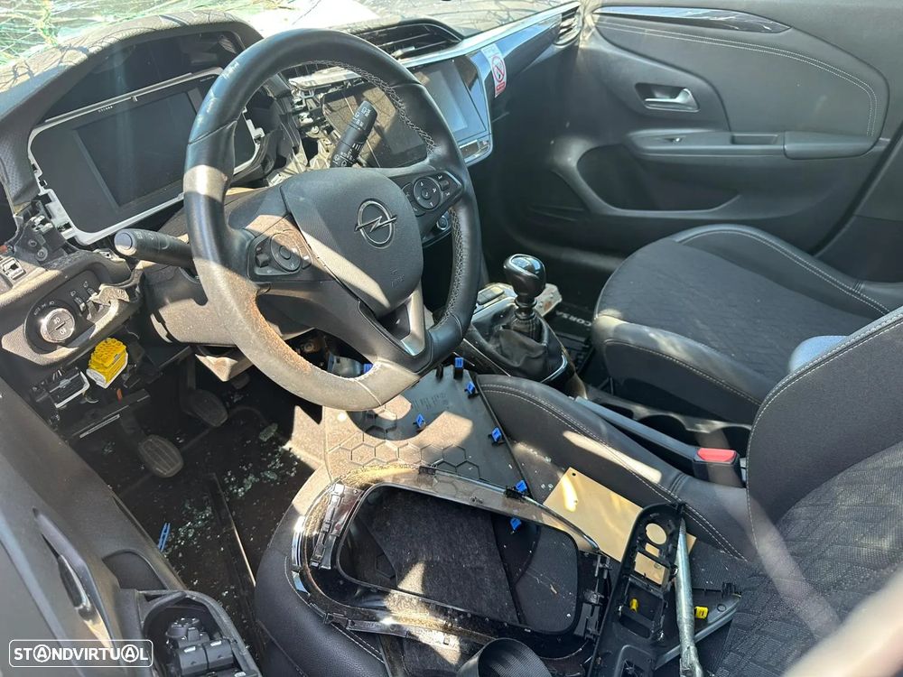 Opel Corsa 1.2i de 2022 para peças - 6