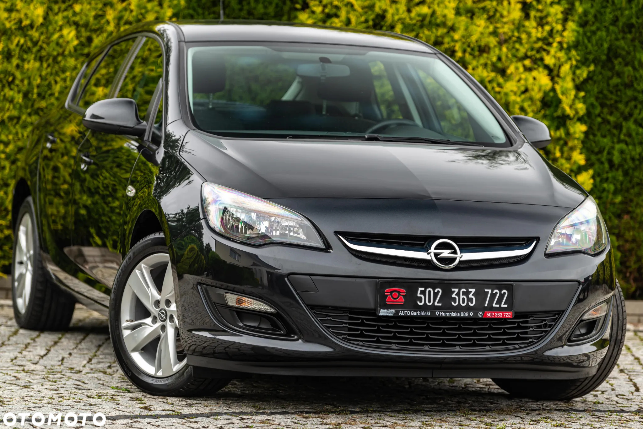 Opel Astra IV GTC 1.4 Active - 2