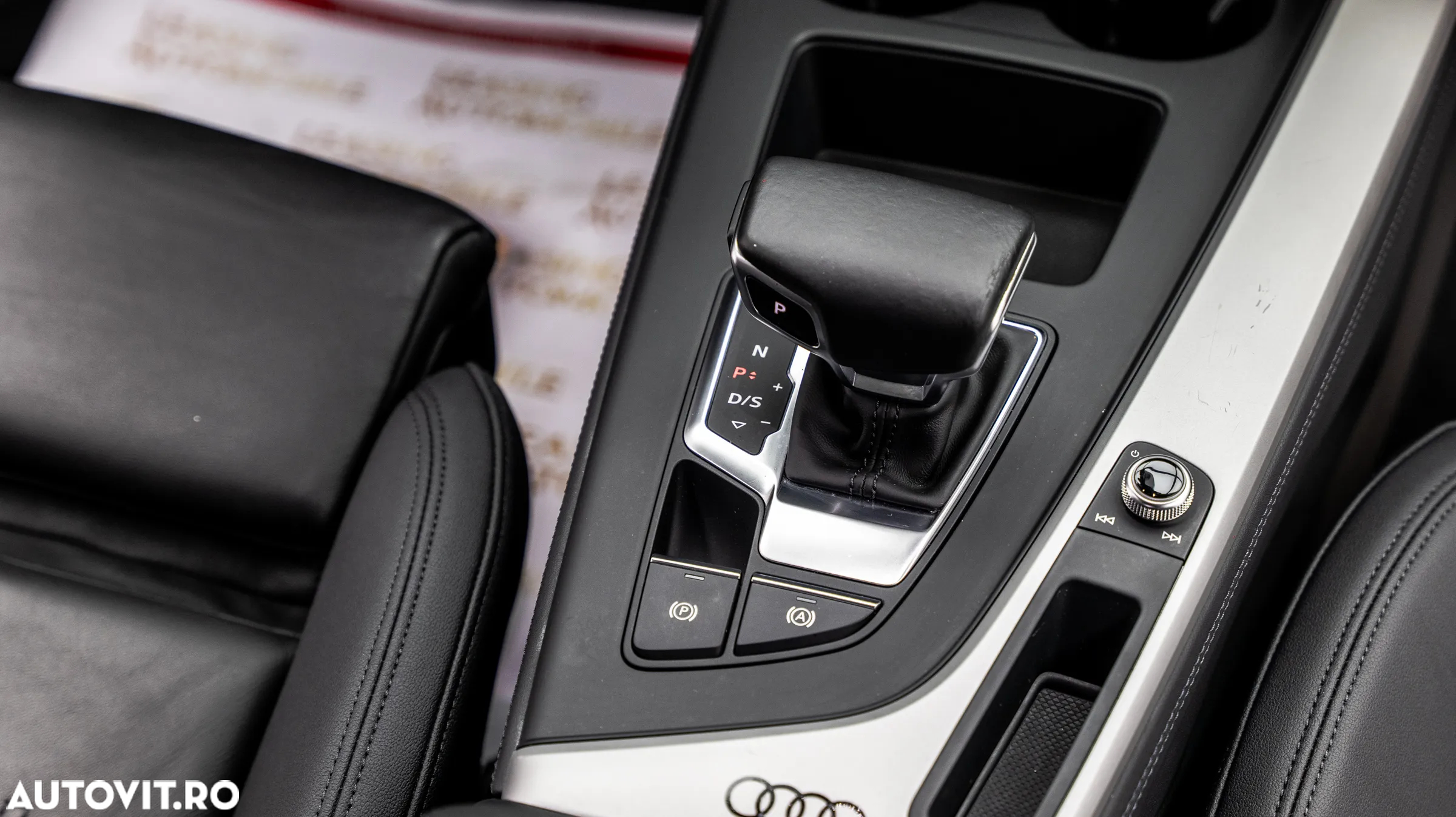 Audi A4 2.0 TDI S tronic Design - 20