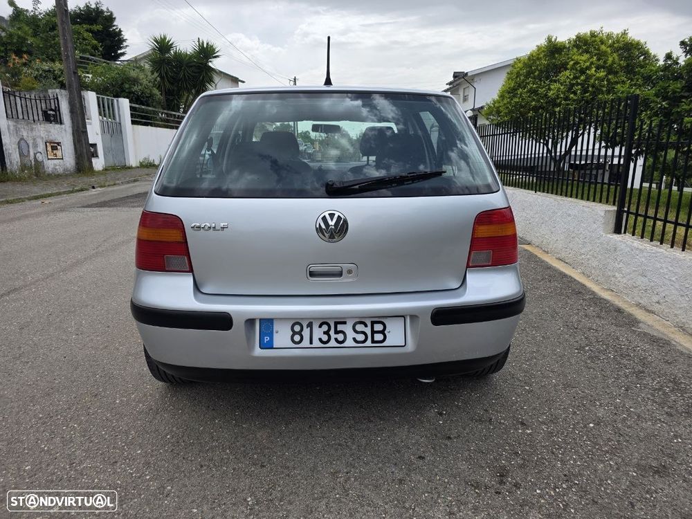 VW Golf 1.4i Confortline AC - 17