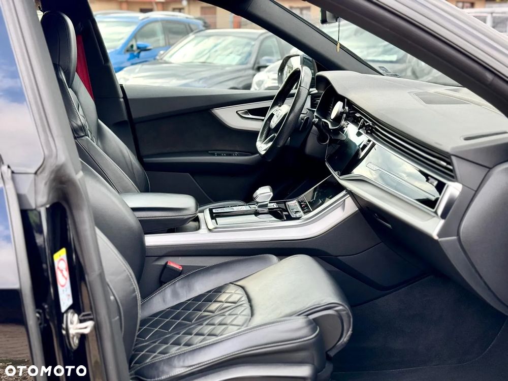 Audi SQ8 TDI quattro tiptronic - 31