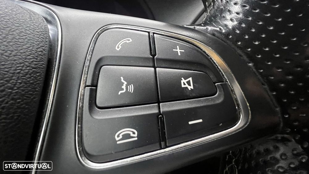Mercedes-Benz Vito Extra-Longa Aut. SHUTTLE - 38