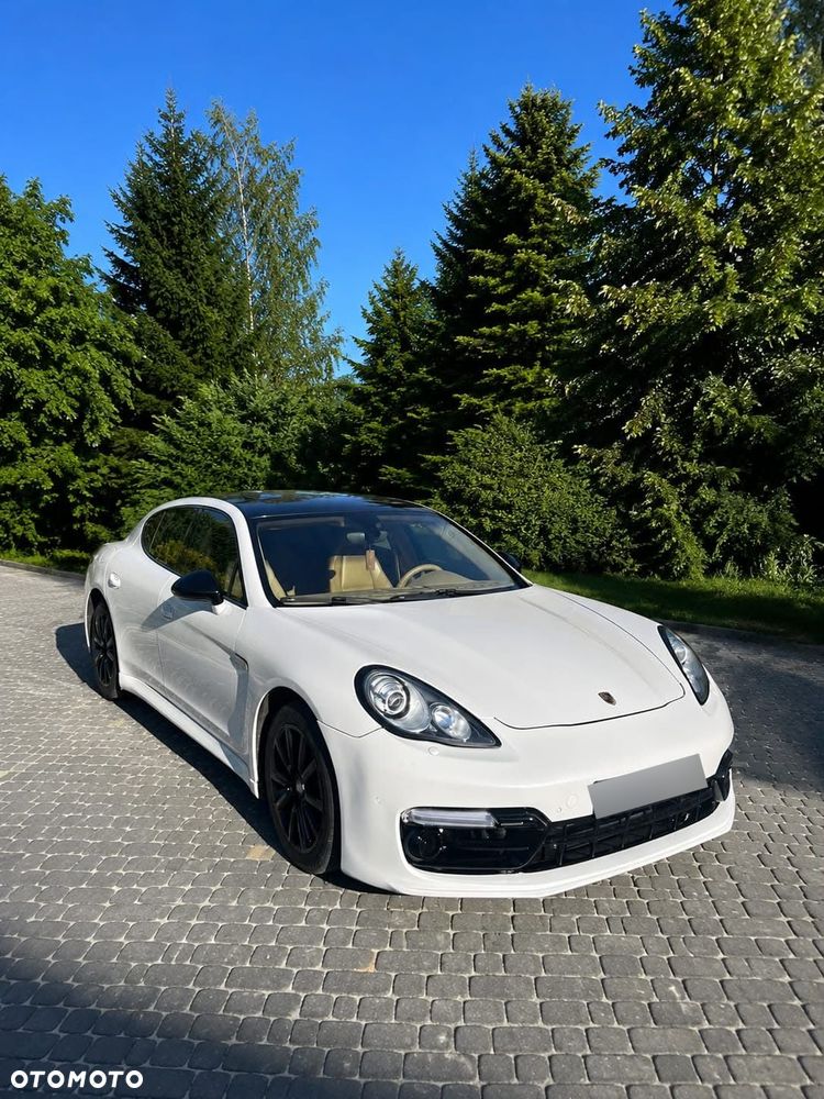Porsche Panamera PDK - 1