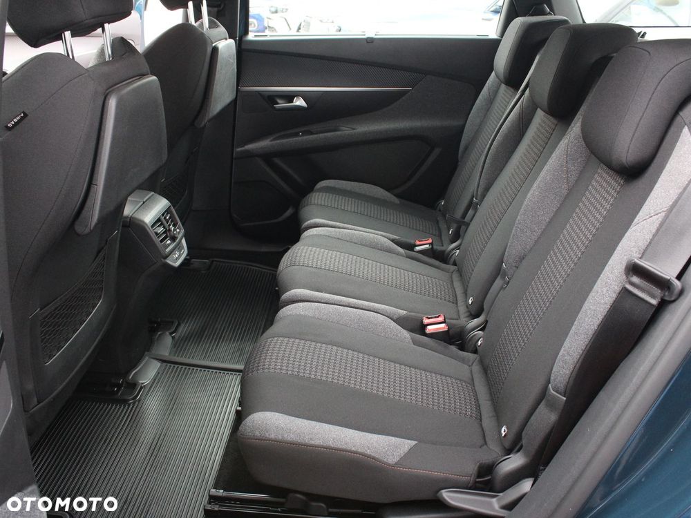 Peugeot 5008 1.2 PureTech Active Pack S&S EAT8 - 12