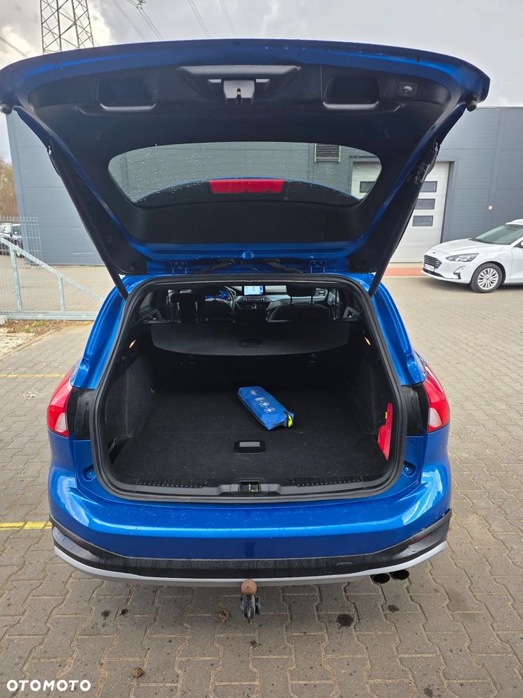 Ford Focus 1.0 EcoBoost mHEV Active X - 5