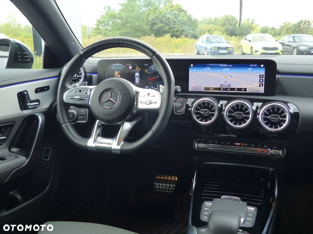 Mercedes-Benz CLA AMG 35 4-Matic 7G-DCT - 24