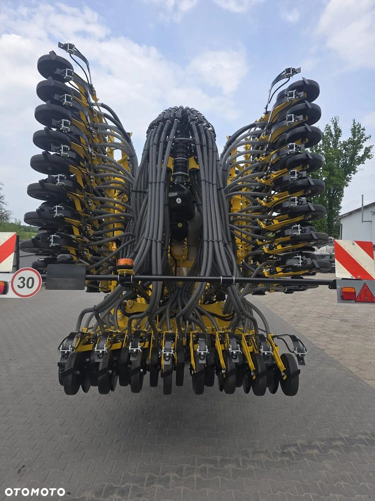 BEDNAR MATADOR MO 6000 STRIP-TILL Nowy Gwarancja Focus - 12