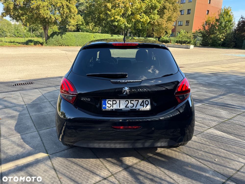 Peugeot 208 PureTech 82 Start & Stop Allure - 14