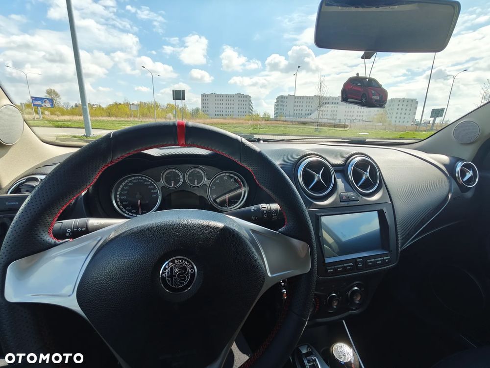 Alfa Romeo Mito 1.4 TB Distinctive - 10