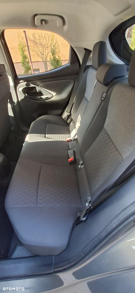 Toyota Yaris 1.5 Comfort - 6