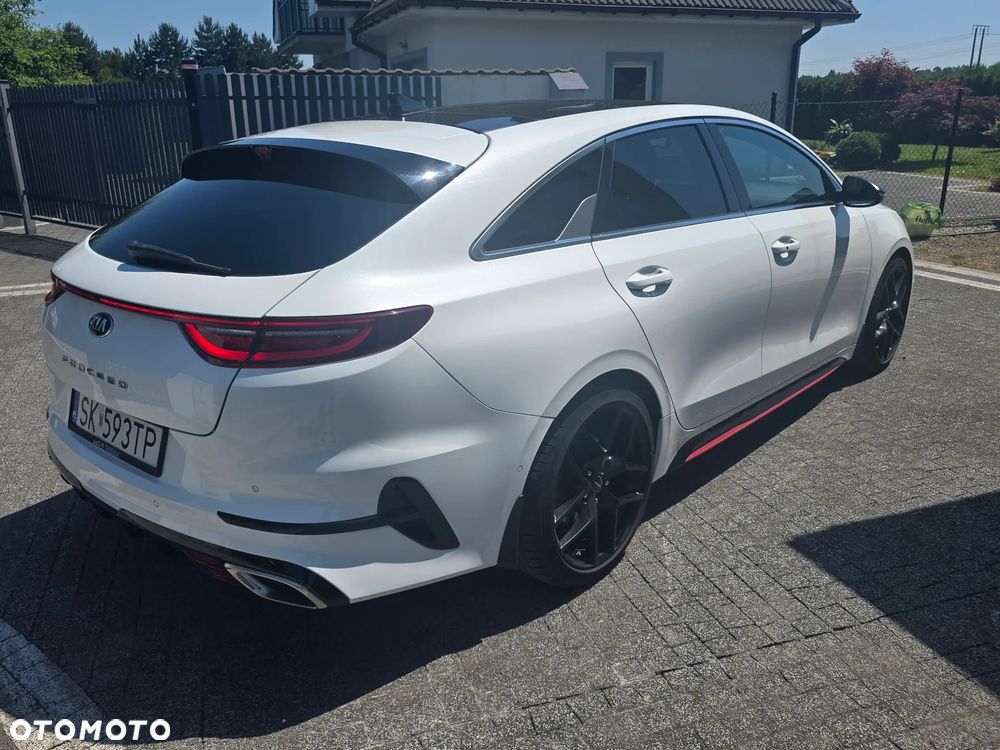 Kia ProCeed - 3