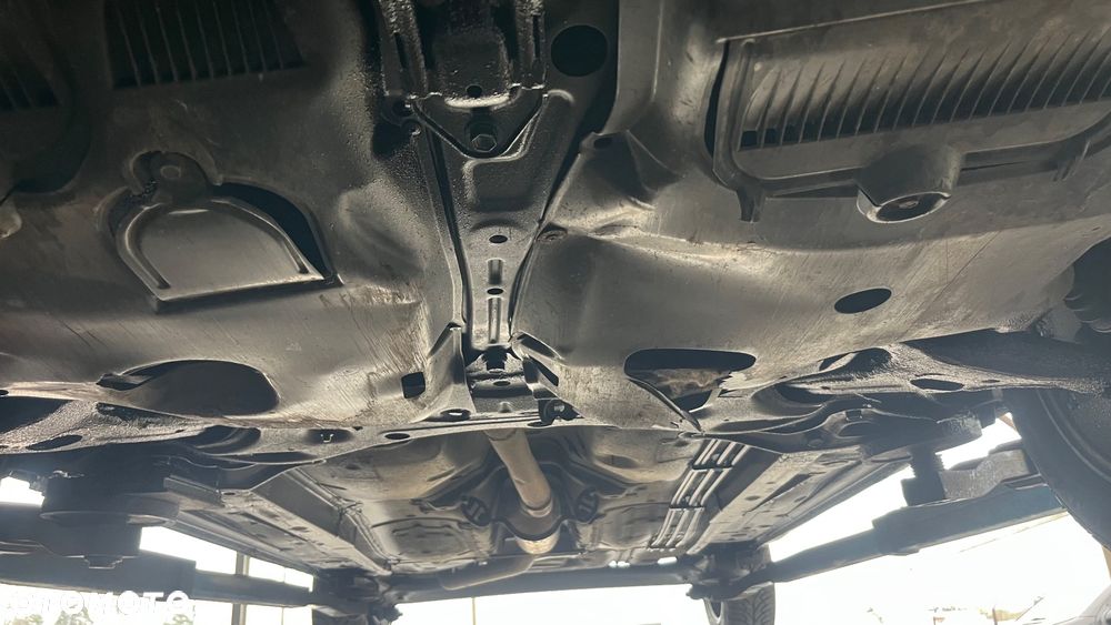 Toyota Corolla 2.0 D-4D Prestige - 15