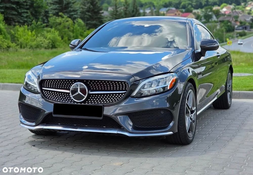 Mercedes-Benz Klasa C 300 9G-TRONIC AMG Line - 3