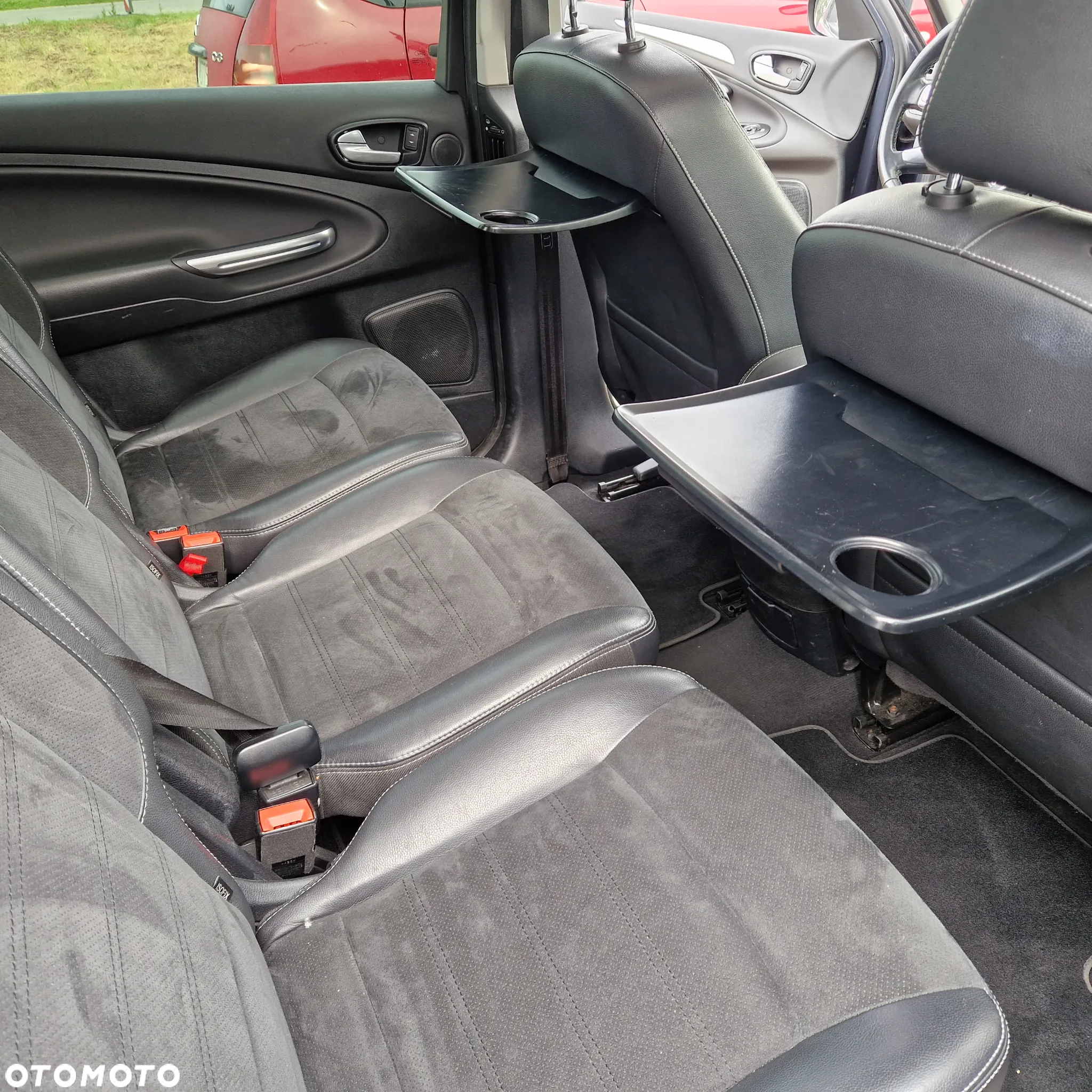 Ford Galaxy 2.2 TDCi DPF Titanium - 13