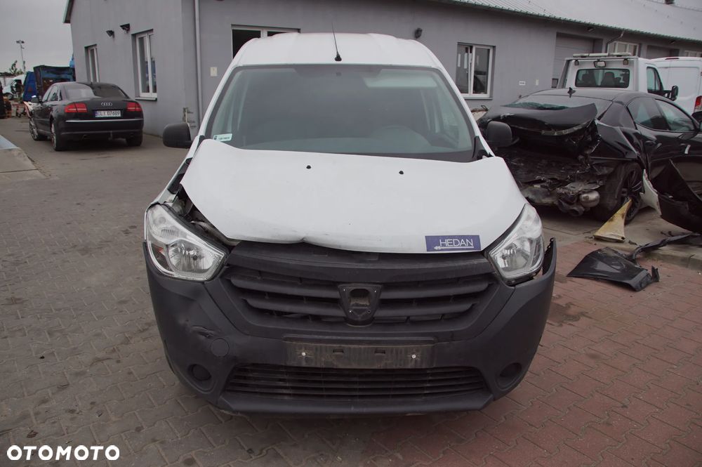 Auto na części - Dacia Dokker 1.5 DCI 90 KM K9K626 JR5341 DV369 2017R Silnik Skrzynia Drzwi Zderzak Błotnik Lampa Lusterko Szyba Klamka Deska Kokpit Sterownik Moduł Czujnik Licznik Panel Kierownica - 2