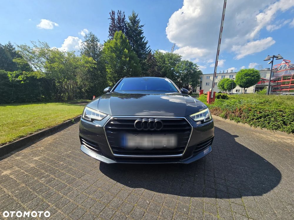 Audi A4 - 4