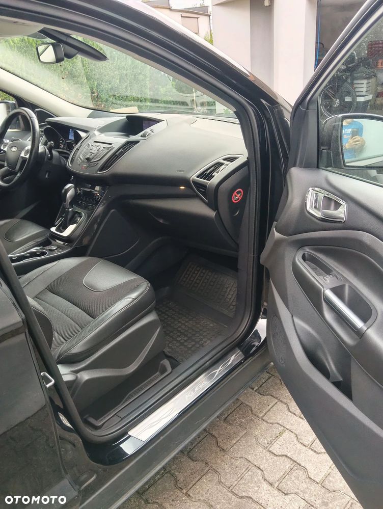 Ford Kuga 2.0 TDCi 4x4 Individual - 14