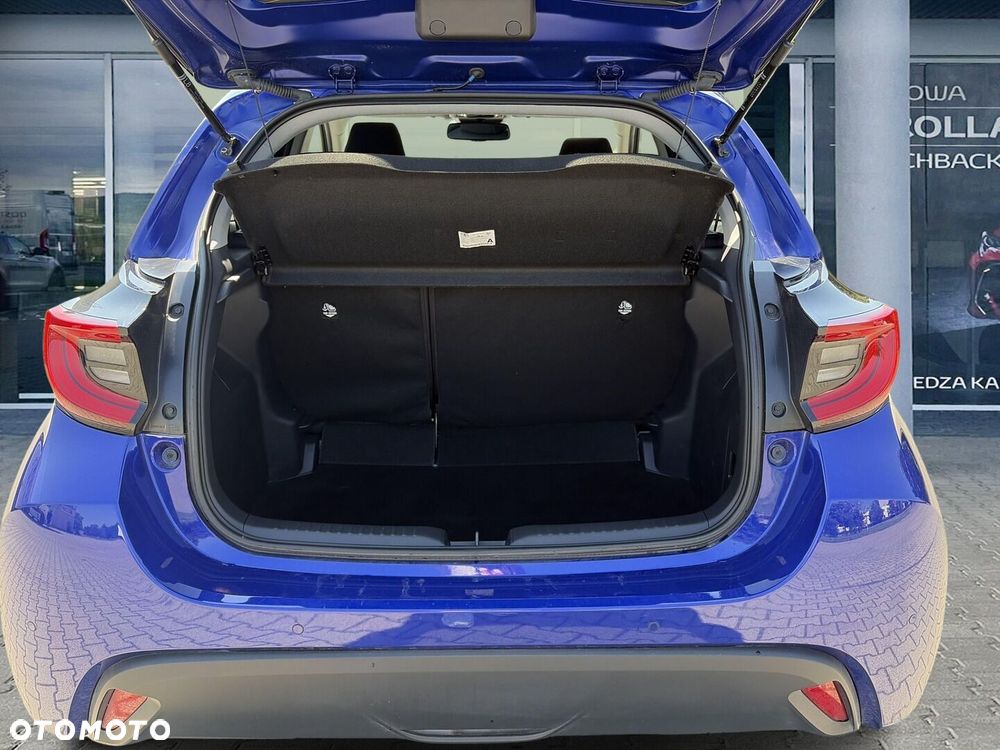 Toyota Yaris Hybrid 1.5 Style - 17
