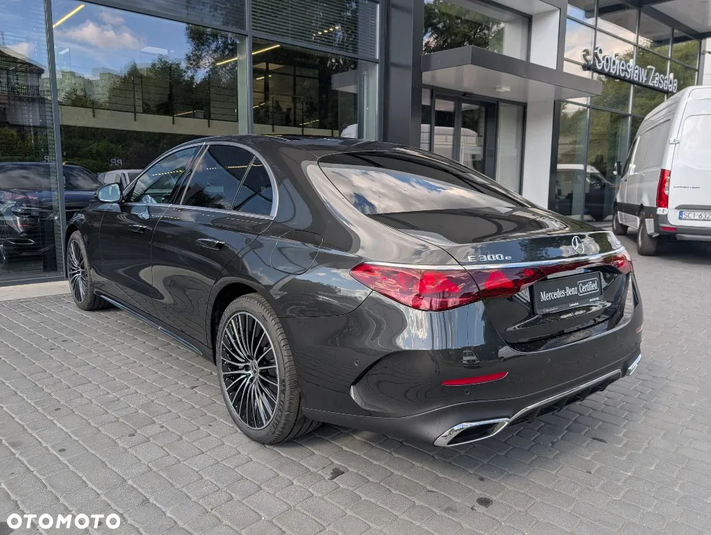 Mercedes-Benz Klasa E - 6