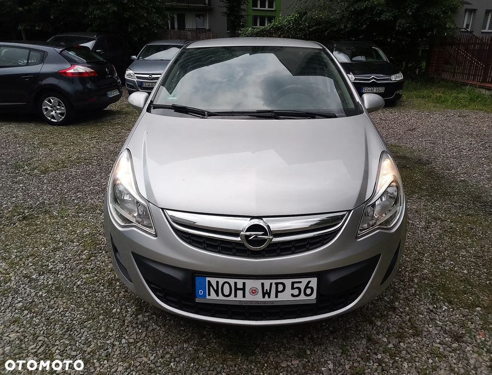 Opel Corsa 1.2 16V Edition - 3