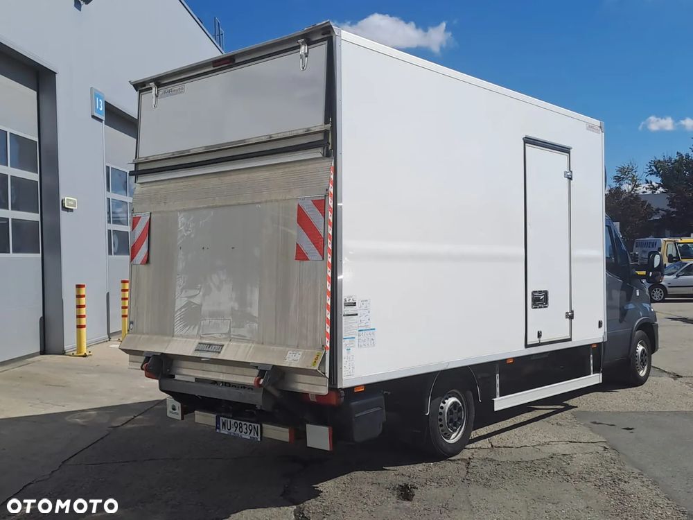 Iveco 35S18 KONTENER Z WINDĄ LEDY SILNIK 3 LITRY !!! - 4