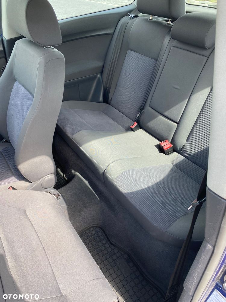 Volkswagen Polo 1.4 FSI - 17