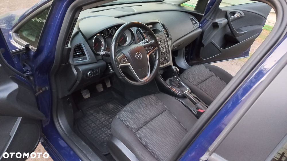 Opel Astra 1.6 CDTI Essentia - 21