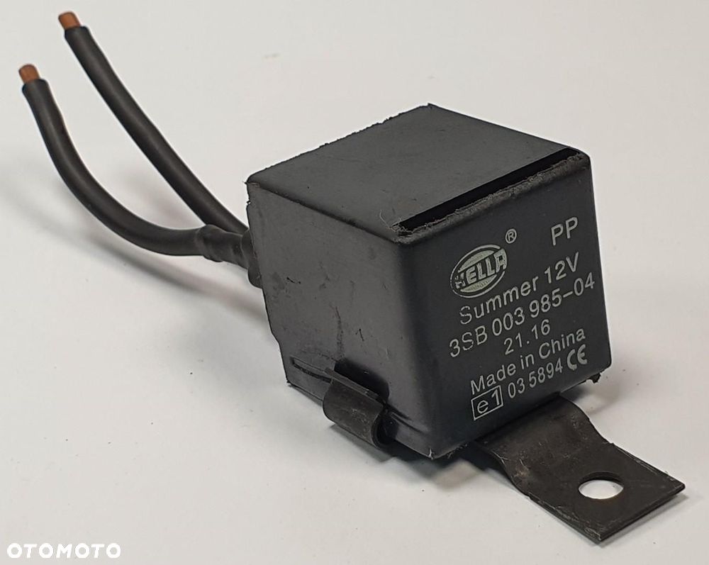 PRZEKAŹNIK HELLA 12V VW GOLF V 003985-04 - 1