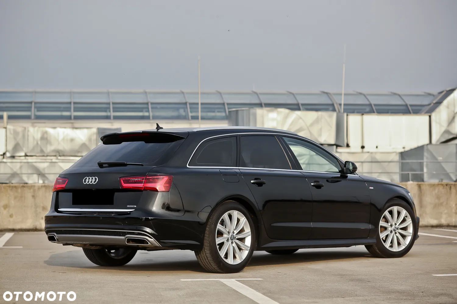 Audi A6 Avant 2.0 TDI quattro S tronic - 16