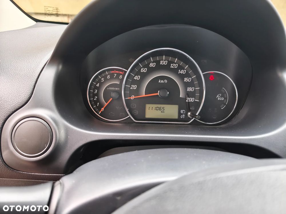 Mitsubishi Space Star - 7