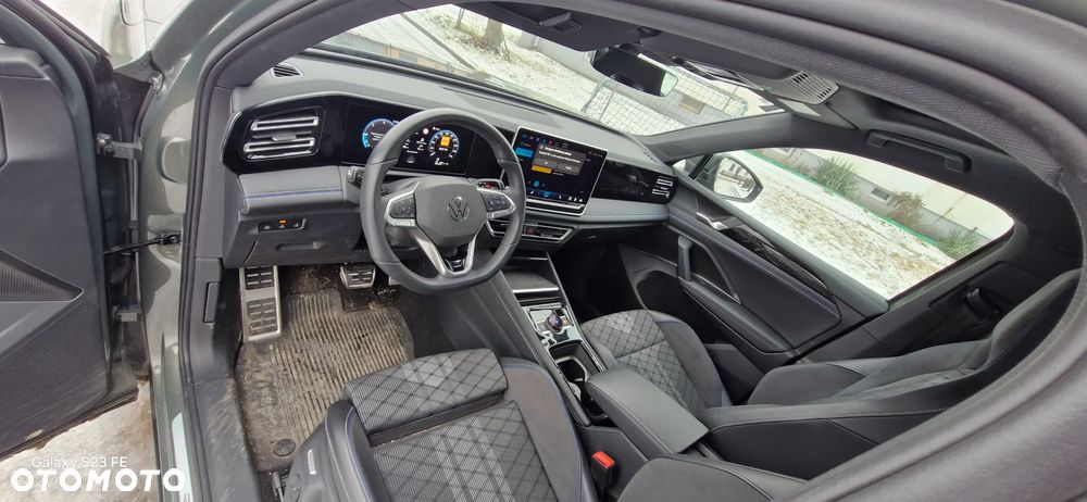 Volkswagen Tiguan - 10