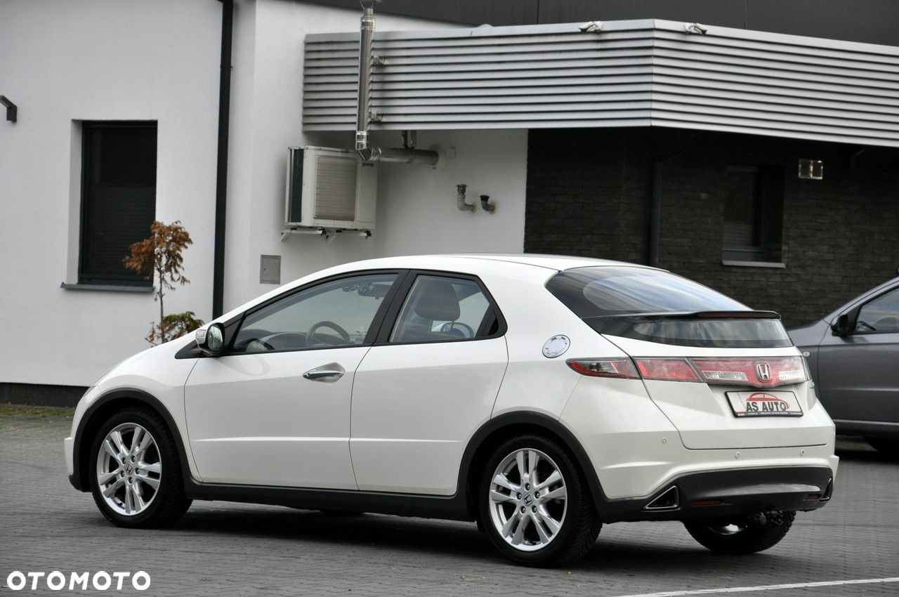 Honda Civic 1.8 Sport - 32