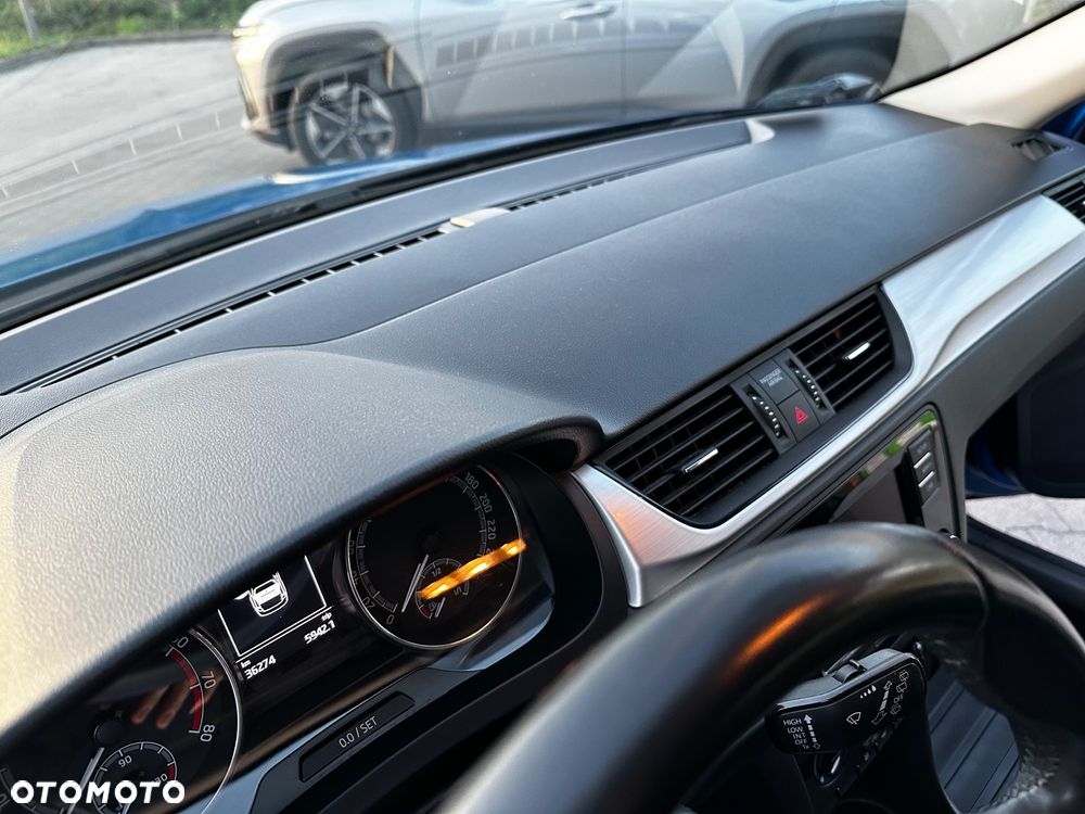 Skoda RAPID 1.0 TSI Ambition - 27