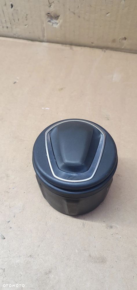 Popielniczka oryginał BMW I E87 9323677 - 1