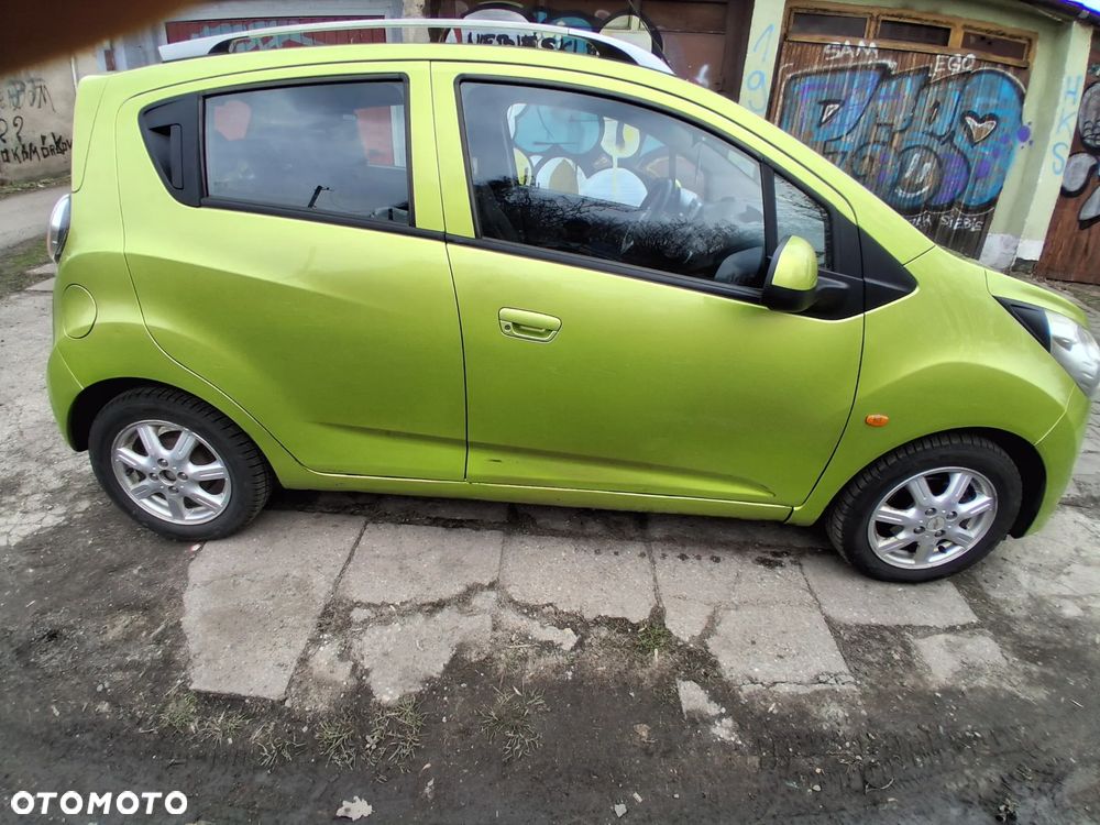 Chevrolet Spark - 4