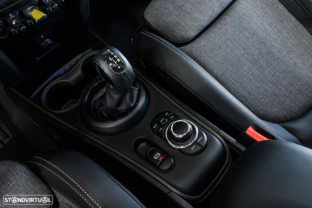 MINI Countryman Cooper SE ALL4 Auto - 23
